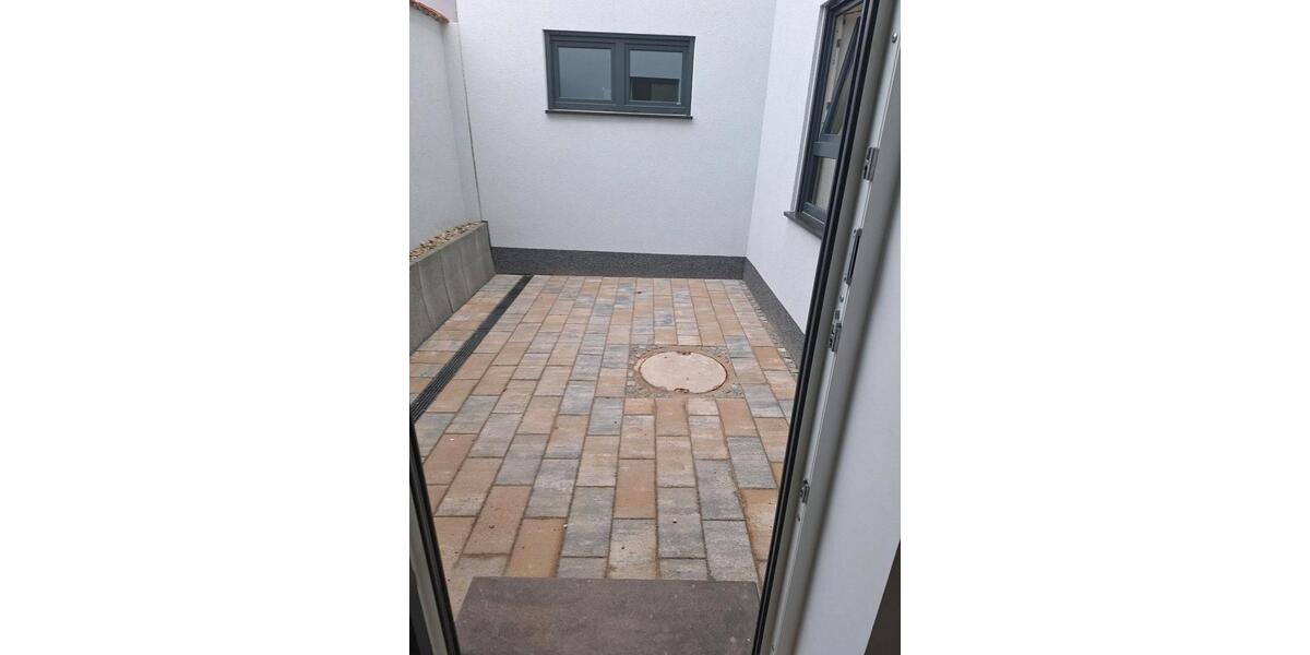 Erdgeschoßwohnung Magdeburg Ottersleben - 3 Zimmer, 100 m&sup2;, 1.550&euro; | Angebot:27627886