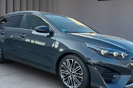 Kia ceed Sportswagon 45.000 km 26.990 &euro; Schönebeck (Elbe) 39218