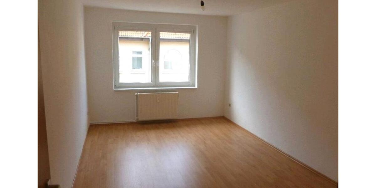 Etagenwohnung Magdeburg Leipziger Straße - 3 Zimmer, 83 m&sup2;, 619&euro; | Angebot:25928446