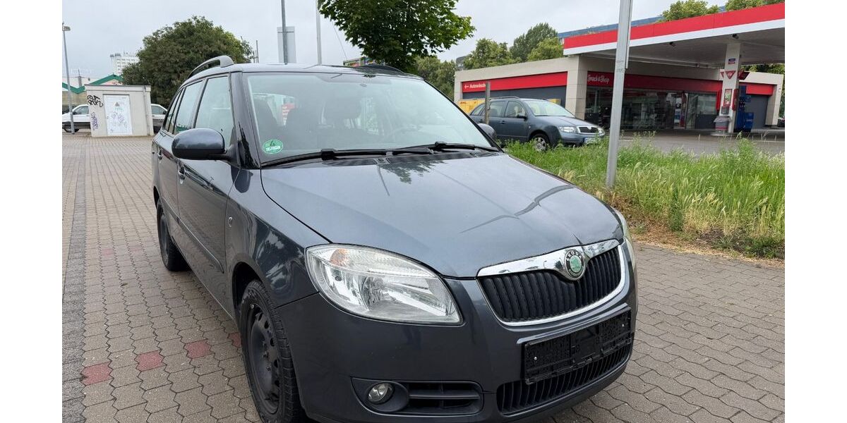 Skoda Fabia 205.000 km 2.990 &euro; Magdeburg 39112