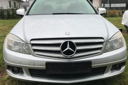 Mercedes-Benz C 220 228.000 km 3.250 € Möser 39291