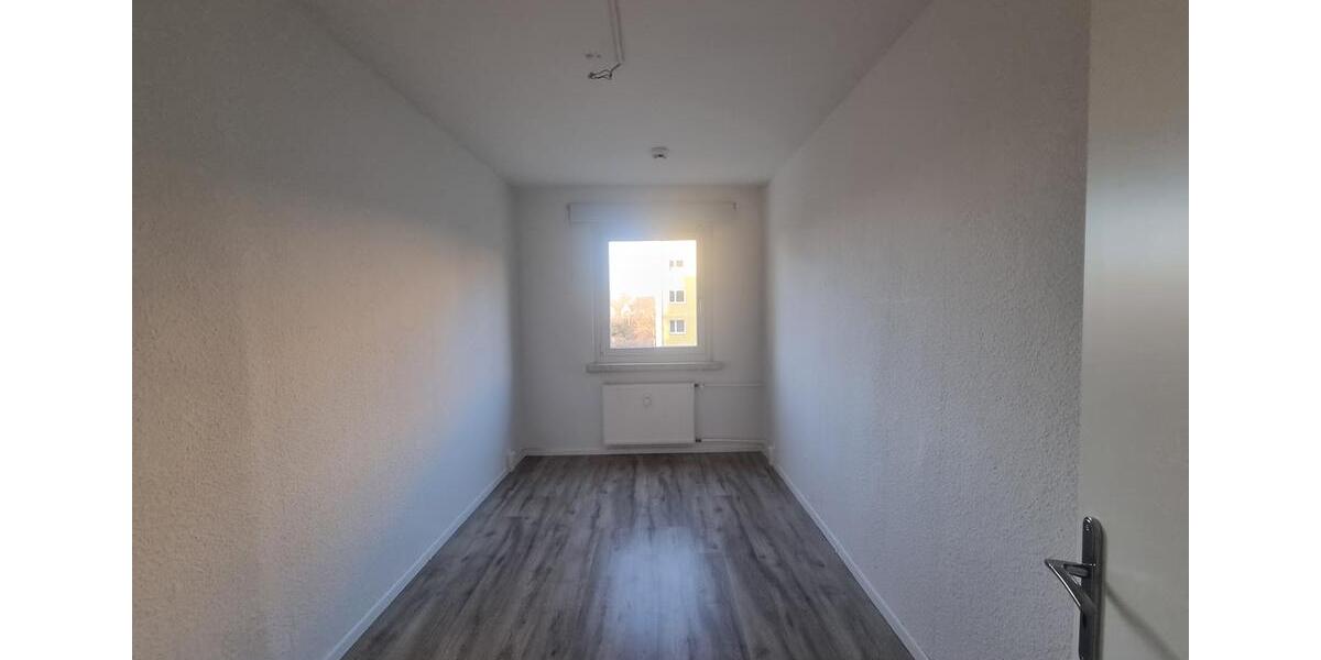 Etagenwohnung Magdeburg Alt Olvenstedt - 3 Zimmer, 68 m&sup2;, 450&euro; | Angebot:24750958