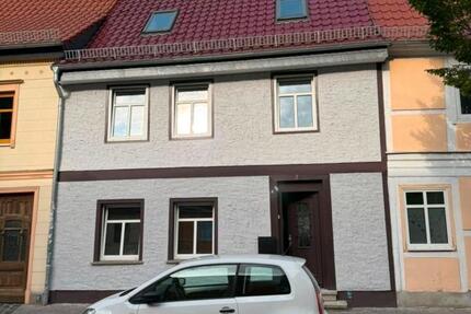 Haus Burg - 4 Zimmer, 152 m&sup2;, 1.550&euro; | Angebot:27623882