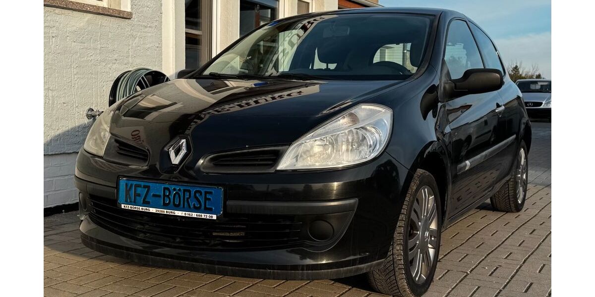 Renault Clio 185.800 km 2.900 &euro; Burg 39288