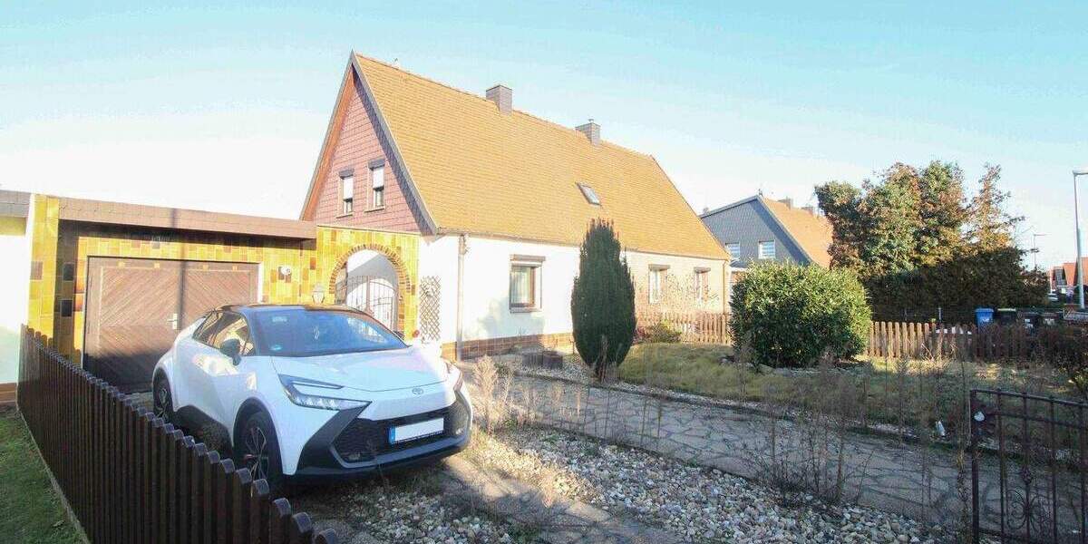 Doppelhaushälfte Magdeburg Neustädter Feld - 5 Zimmer, 100 m&sup2;, 215.000&euro; | Angebot:25802843