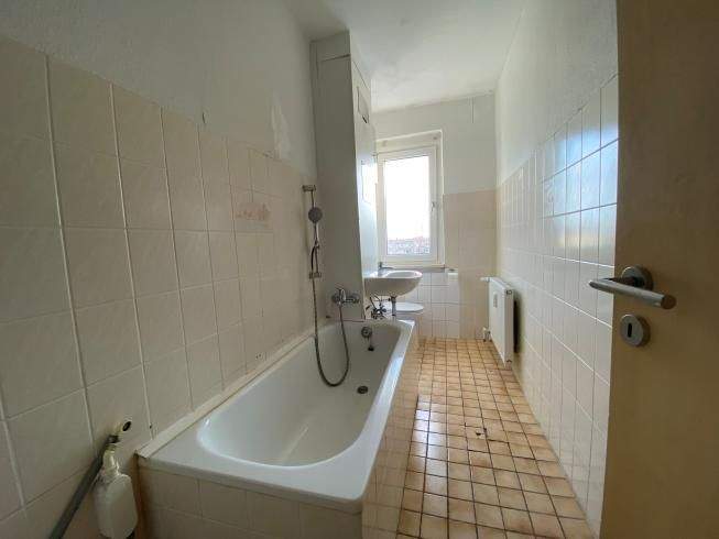 Etagenwohnung Oschersleben - 4 Zimmer, 76 m&sup2;, 369&euro; | Angebot:25362015