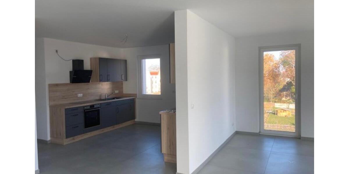 Einfamilienhaus Magdeburg Nordwest - 4 Zimmer, 220 m&sup2;, 1.990&euro; | Angebot:25086952