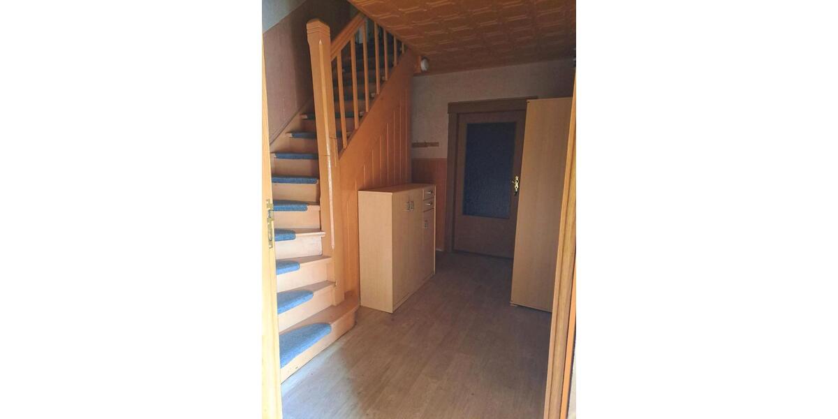 Doppelhaushälfte Wolmirstedt - 6 Zimmer, 120 m&sup2;, 150.000&euro; | Angebot:24839086
