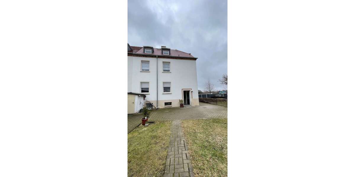 Einfamilienhaus Schönebeck - 7 Zimmer, 217 m&sup2;, 139.000&euro; | Angebot:26398255