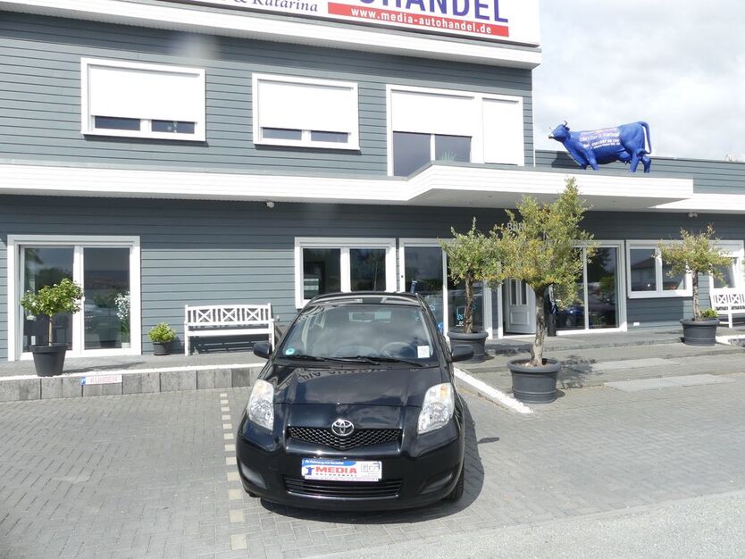 Toyota Yaris 85.000 km 5.000 € Magdeburg 39108
