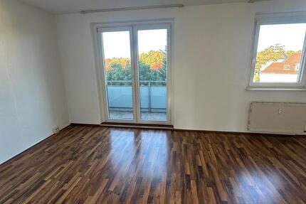 Wohnung Magdeburg Brückfeld - 3 Zimmer, 57 m&sup2;, 450&euro; | Angebot:26001818