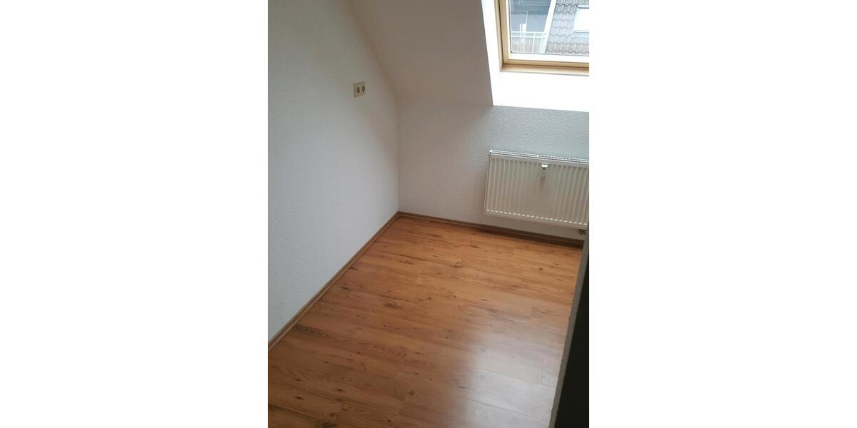Dachgeschoßwohnung Magdeburg Leipziger Straße - 3 Zimmer, 67 m&sup2;, 135.000&euro; | Angebot:26034118