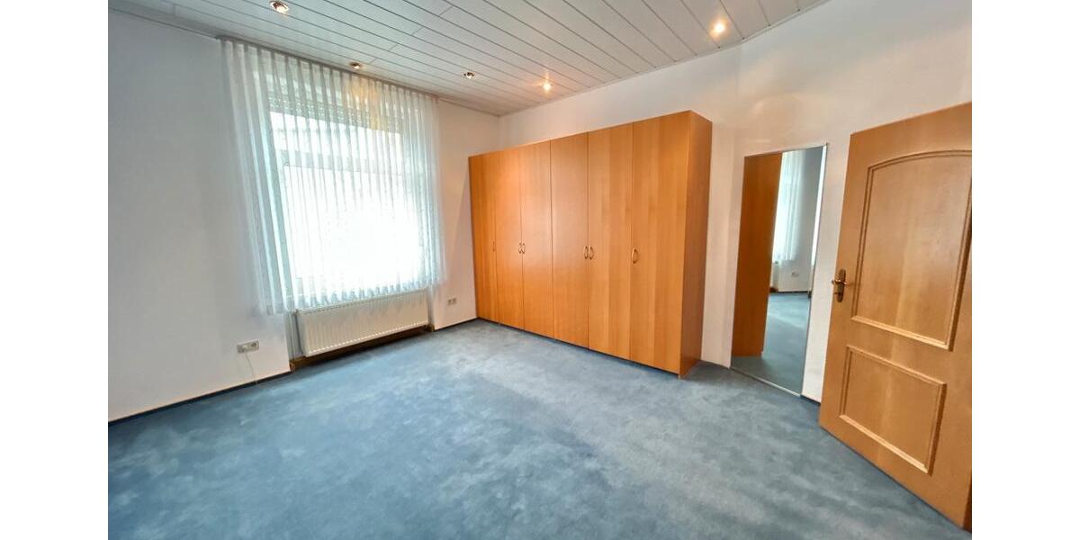 Elegante 5-Zimmer-Altbauwohnung mit Balkon in begehrter Lage Magdeburgs 5 zimmer