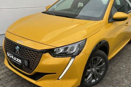 Peugeot 208 45.475 km 12.950 &euro; Magdeburg 39110