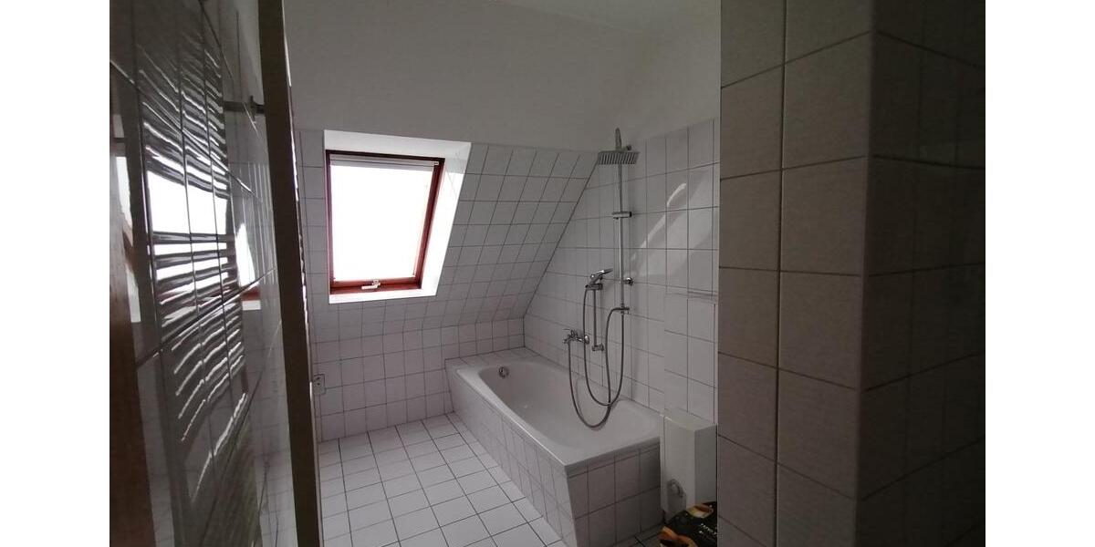 Etagenwohnung Calbe (Saale) - 2 Zimmer, 60 m&sup2;, 350&euro; | Angebot:26660644