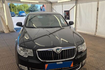 Skoda Superb 171.000 km 6.500 &euro; Magdeburg 39124