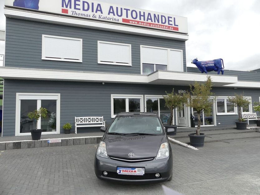 Toyota Prius 123.000 km 8.500 € Magdeburg 39108