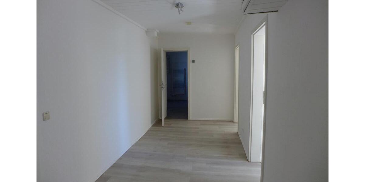 Erdgeschoßwohnung Bördeland - 4 Zimmer, 90 m&sup2;, 486&euro; | Angebot:26657872