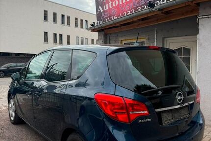 Opel Meriva 140.900 km 2.800 &euro; Magdeburg 39106