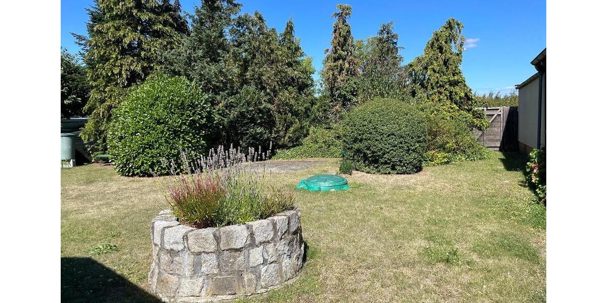 Etagenwohnung Magdeburg Brückfeld - 2 Zimmer, 65 m&sup2;, 150.000&euro; | Angebot:26192336