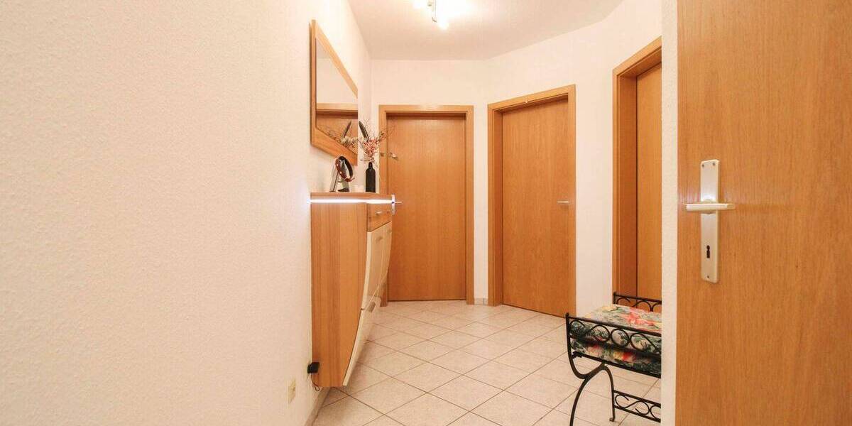 Etagenwohnung Schönebeck - 3 Zimmer, 89 m&sup2;, 155.000&euro; | Angebot:26718017