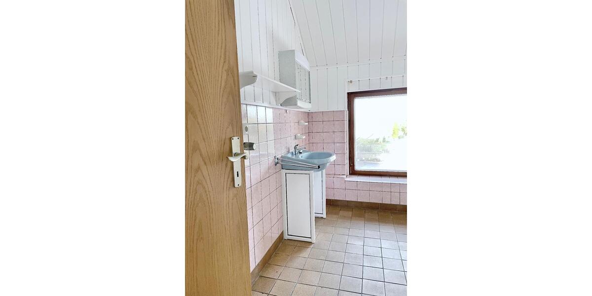 Etagenwohnung Börde-Hakel Hakel - 2 Zimmer, 65 m&sup2;, 400&euro; | Angebot:25791145