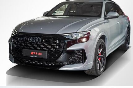 Audi RSQ8 2.000 km 157.630 &euro; Magdeburg 39126