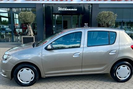Dacia Sandero 77.954 km 5.850 € Magdeburg 39112