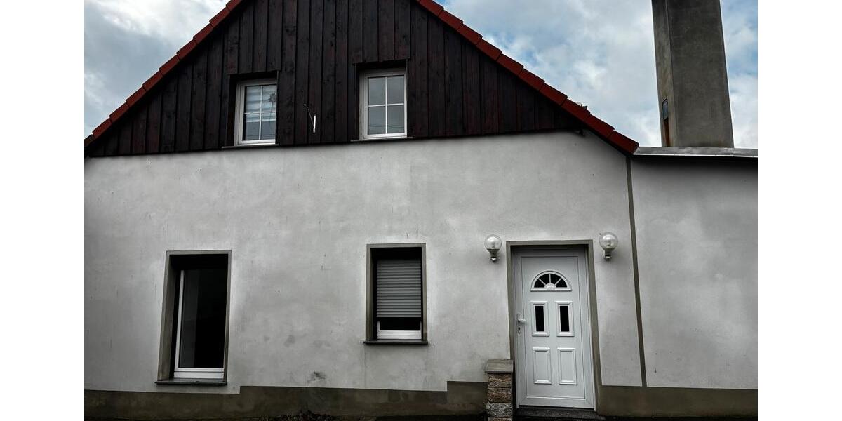 Doppelhaushälfte Erxleben - 5 Zimmer, 150 m&sup2;, 40.000&euro; | Angebot:26020629