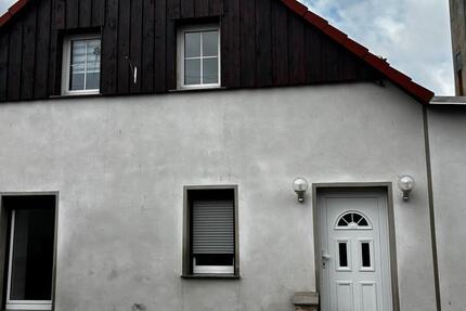 Haus Erxleben - 5 Zimmer, 150 m&sup2;, 45.000&euro; | Angebot:26020629