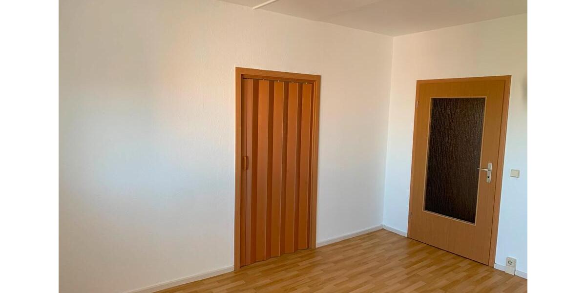 Etagenwohnung Calbe (Saale) - 1 Zimmer, 33 m&sup2;, 220&euro; | Angebot:11817317