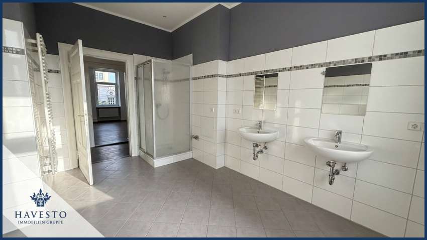 Etagenwohnung Magdeburg Nordwest - 4 Zimmer, 120 m&sup2;, 1.150&euro; | Angebot:26404035