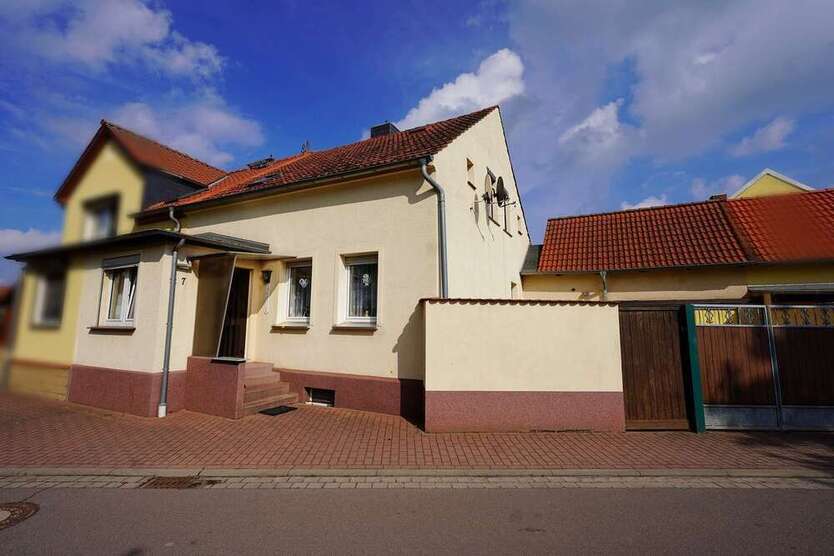 Haus zum Kaufen in Schackensleben 80.000 € 103 m²