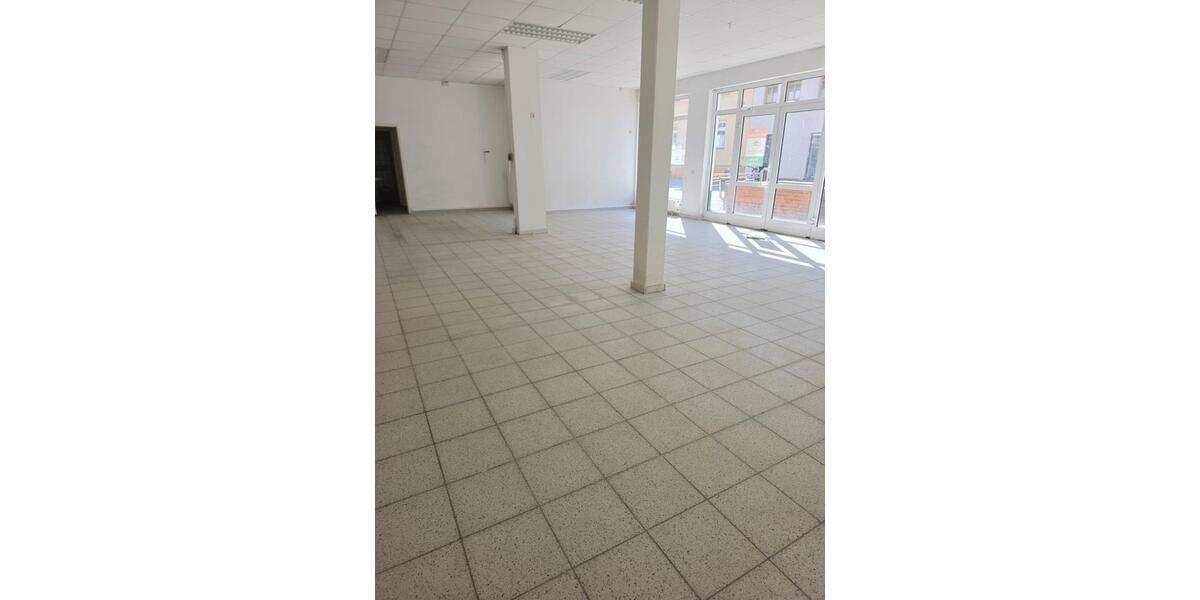 Gewerbeobjekt Oschersleben (Bode) - 4.016&euro; | Angebot:26234466