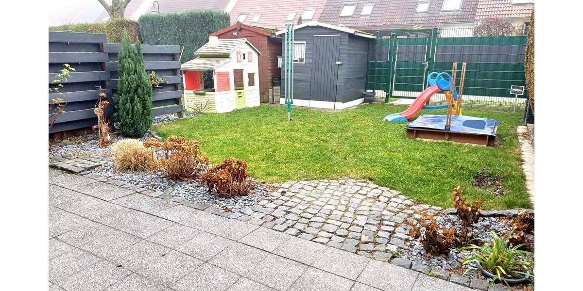 Reihenmittelhaus Barleben - 4 Zimmer, 90 m&sup2;, 289.000&euro; | Angebot:24910060