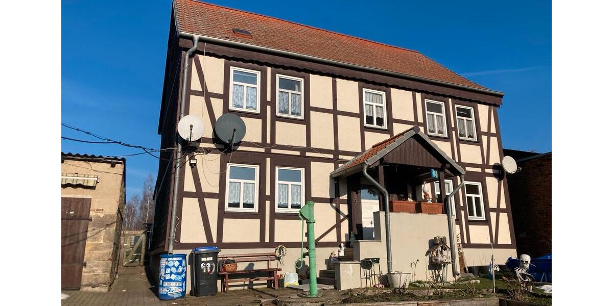 Einfamilienhaus Eilsleben - 7 Zimmer, 150 m&sup2;, 90.000&euro; | Angebot:26203094