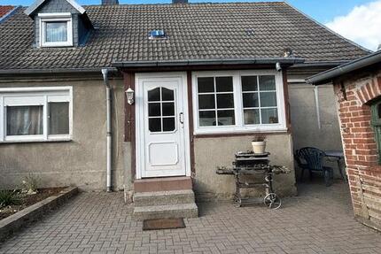 Haus Erxleben - 6 Zimmer, 160 m&sup2;, 67.000&euro; | Angebot:25960763