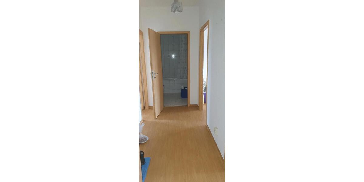 Etagenwohnung Magdeburg Alt Olvenstedt - 3 Zimmer, 72 m&sup2;, 500&euro; | Angebot:24744846