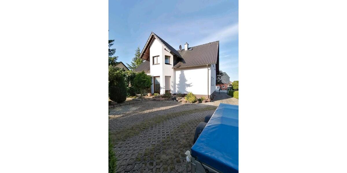 Einfamilienhaus Erxleben - 10 Zimmer, 229 m&sup2;, 395.000&euro; | Angebot:26882977