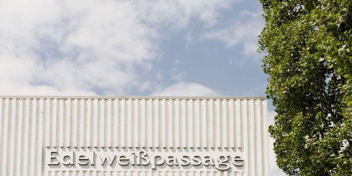 Einzelhandel in Magdeburg 1.239 € 98.9 m² zimmer