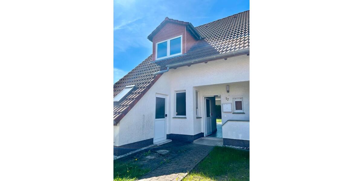 Reihenhaus mit Garten und eigenem Stellplatz in Ottersleben 4 zimmer