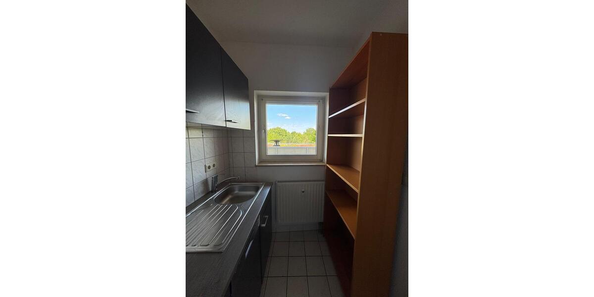 Etagenwohnung Magdeburg Alt Olvenstedt - 3 Zimmer, 67 m&sup2;, 499&euro; | Angebot:23846293