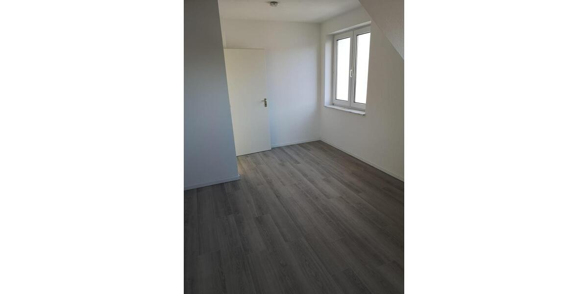 Dachgeschoßwohnung Sülzetal - 2 Zimmer, 68 m&sup2;, 550&euro; | Angebot:24444642