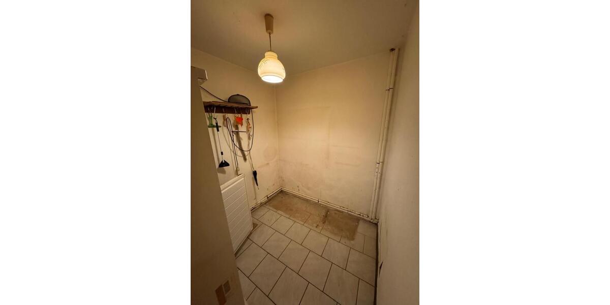 Einfamilienhaus Calbe (Saale) - 4 Zimmer, 140 m&sup2;, 79.500&euro; | Angebot:25973447