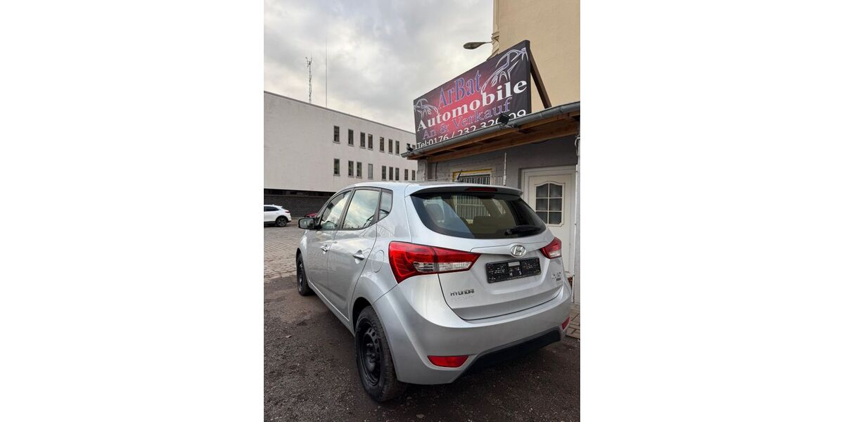 Hyundai ix20 98.000 km 4.900 &euro; Magdeburg 39106