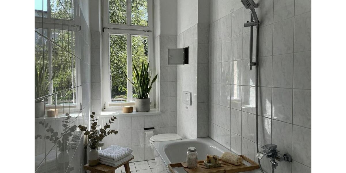 Erdgeschoßwohnung Magdeburg Nordwest - 3 Zimmer, 97 m&sup2;, 630&euro; | Angebot:25350271