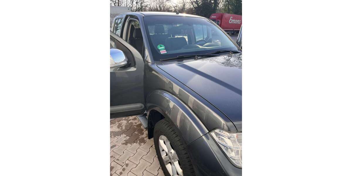 Nissan Navara 124.250 km 11.500 &euro; Magdeburg 39122