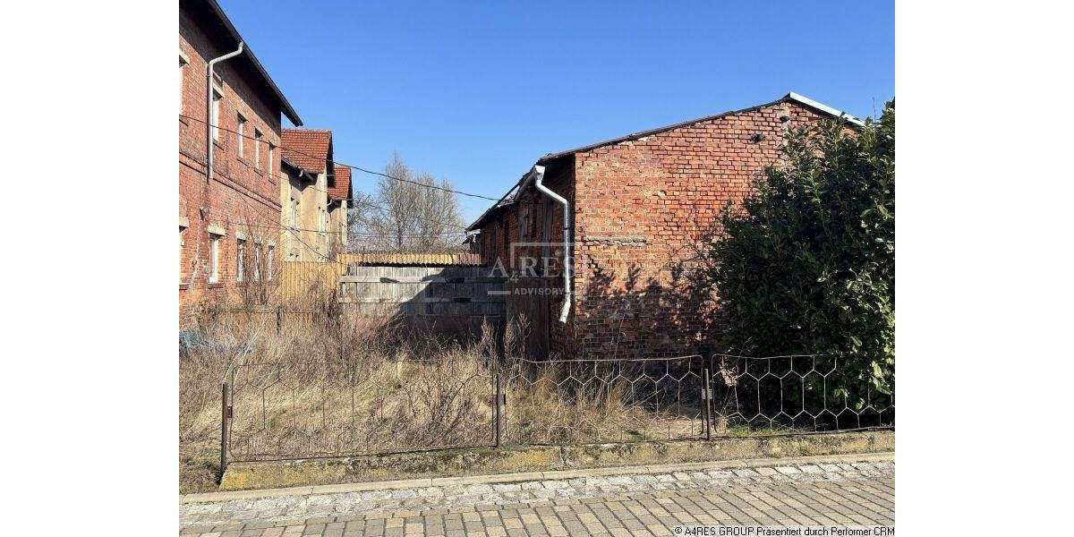 Mehrfamilienhaus, Wohnhaus Hakeborn Hakeborn - 1 Zimmer, 243 m&sup2;, 20.000&euro; | Angebot:25879921