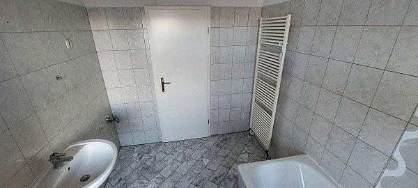 Dachgeschoßwohnung Magdeburg Beyendorf-Sohlen - 2 Zimmer, 50 m&sup2;, 290&euro; | Angebot:24479515