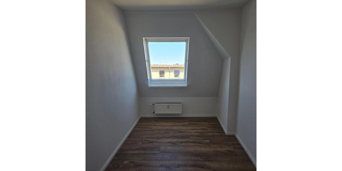 Dachgeschoßwohnung Magdeburg Ottersleben - 3 Zimmer, 72 m&sup2;, 125.000&euro; | Angebot:26944629